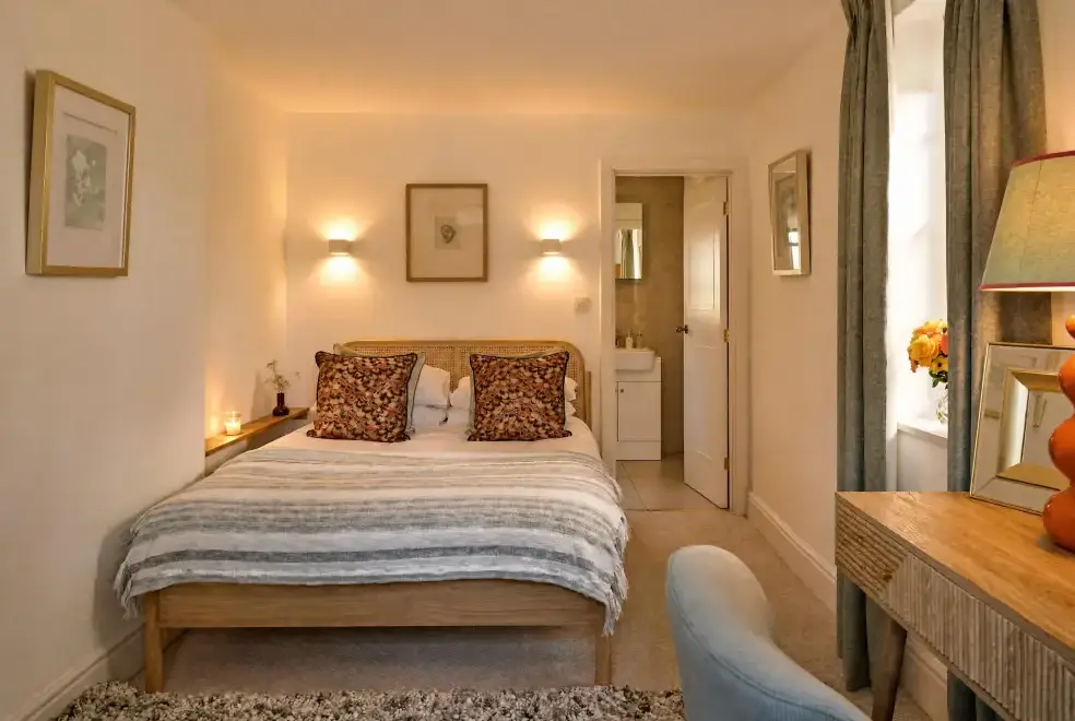 Double bedroom at Red Gables