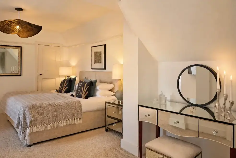 Twin bedroom at Red Gables