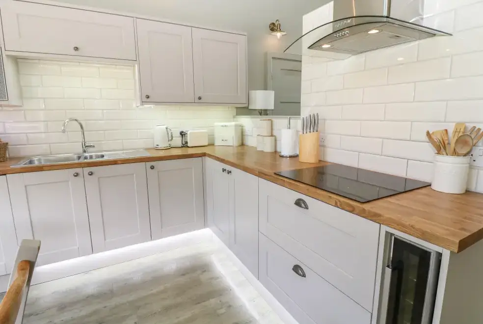 Well equipped kitchen at Restharrow Lodge