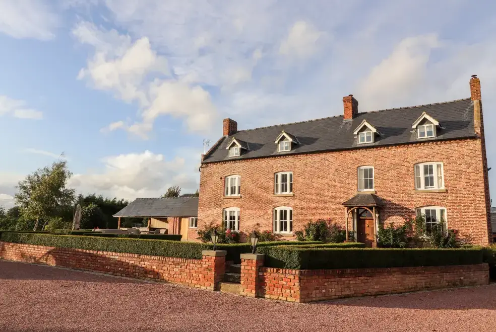 Rhandregynwen Hall, from the outside