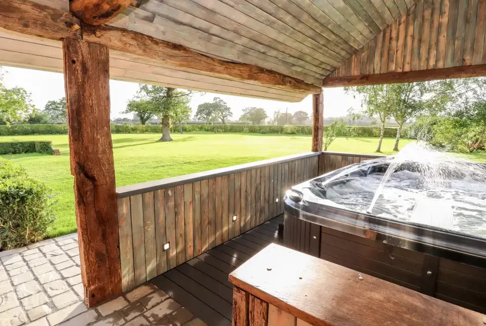 Private Hot Tub at Rhandregynwen Hall