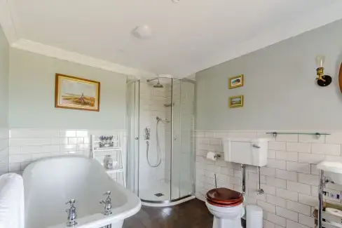 Family bathroom at Rhodewood Lodge, Pembrokeshire