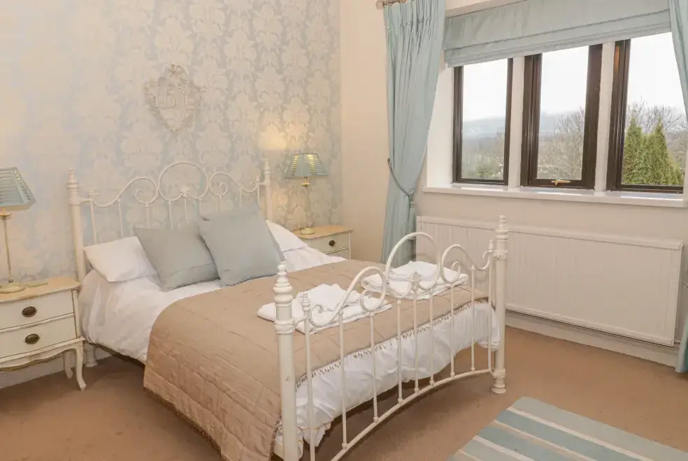 Bedroom at Richmond Country House