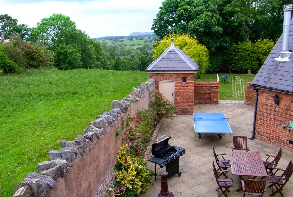 Patio area at Richmond Country House