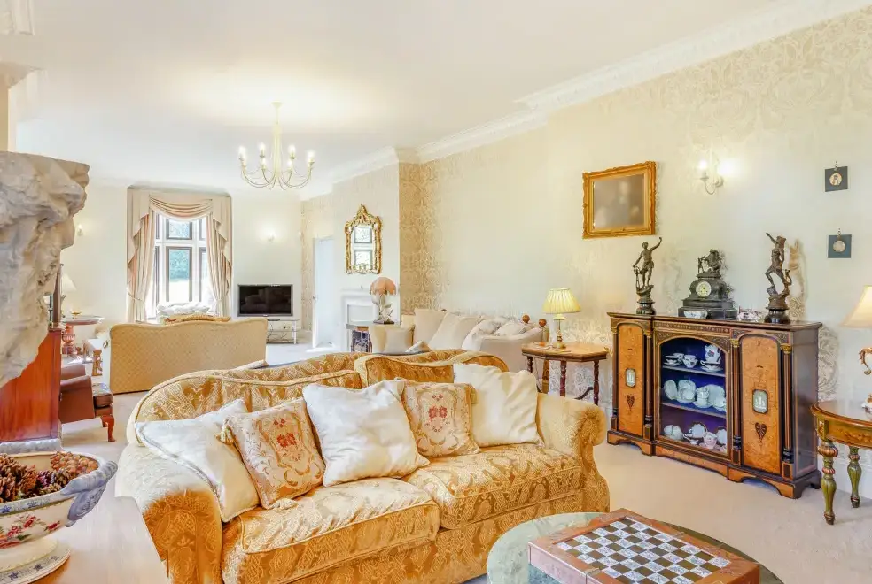 Luxurious interior at Richmond Country House