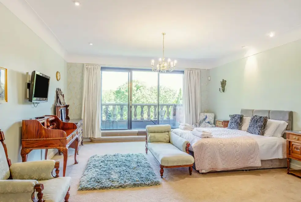 Bedroom at Richmond Country House