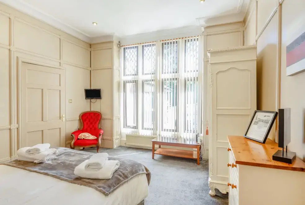Bedroom at Richmond Country House