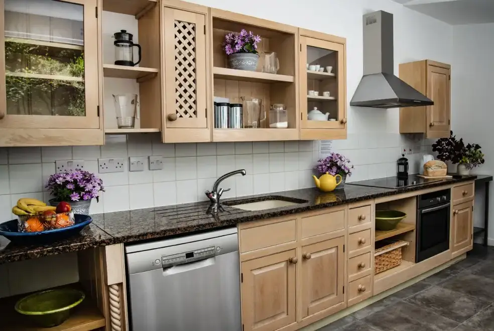 Well equipped kitchen at River Wye Lodge