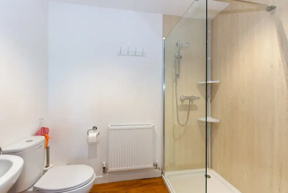 Shower room at River Wye Lodge