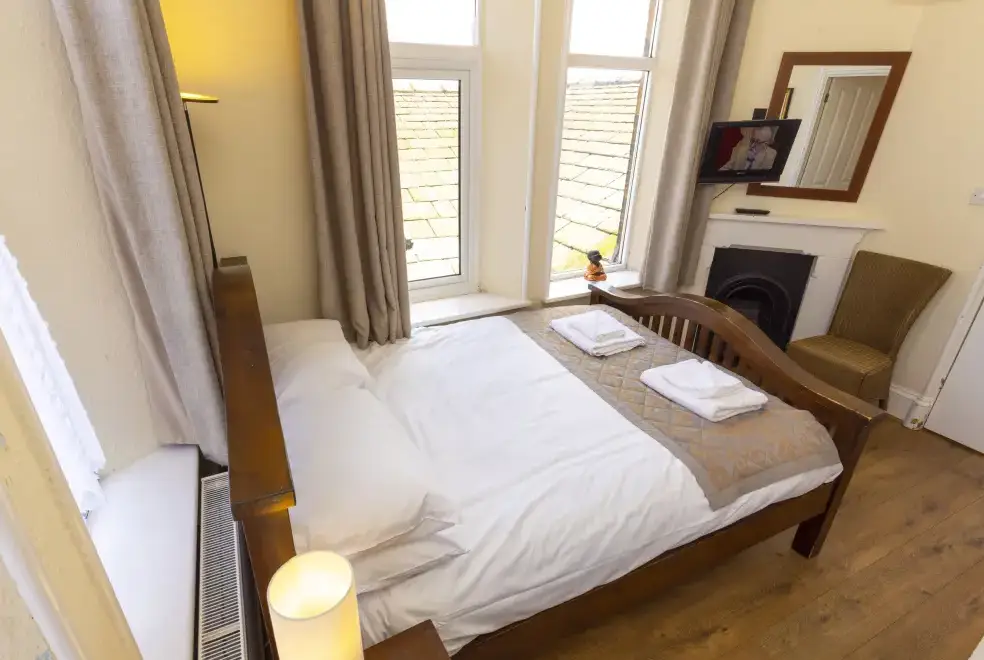 Bedroom at Roa Island House