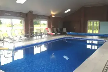 Roach Rest, Lincolnshire, Midlands and Central England