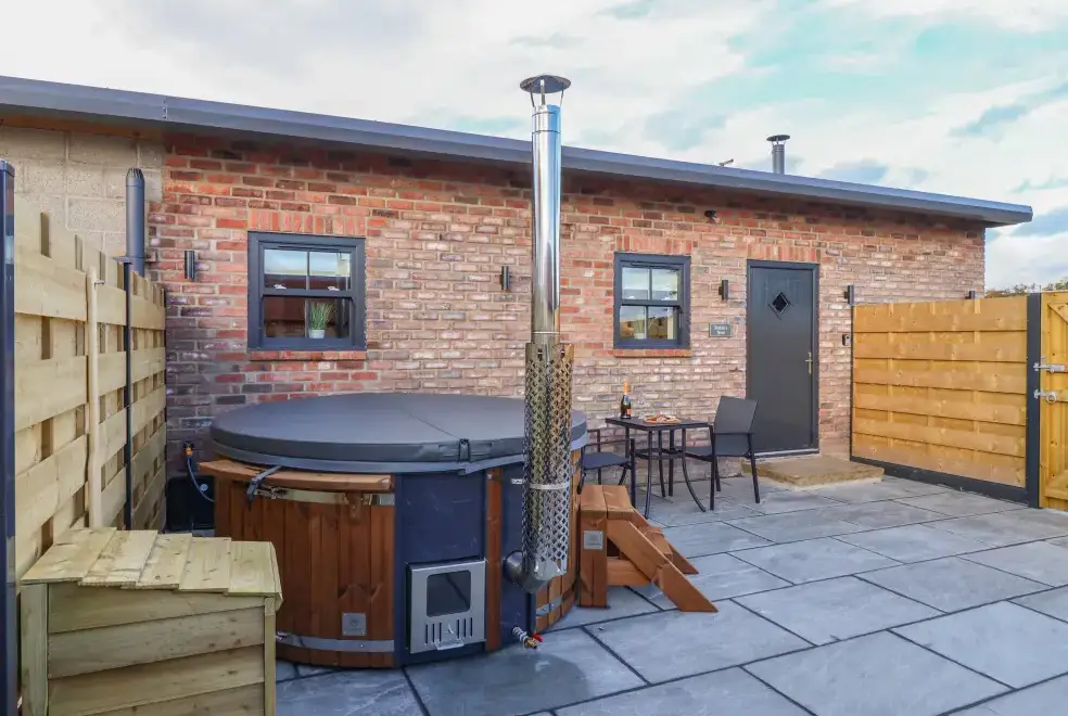 Private Hot Tub at Robins Nest