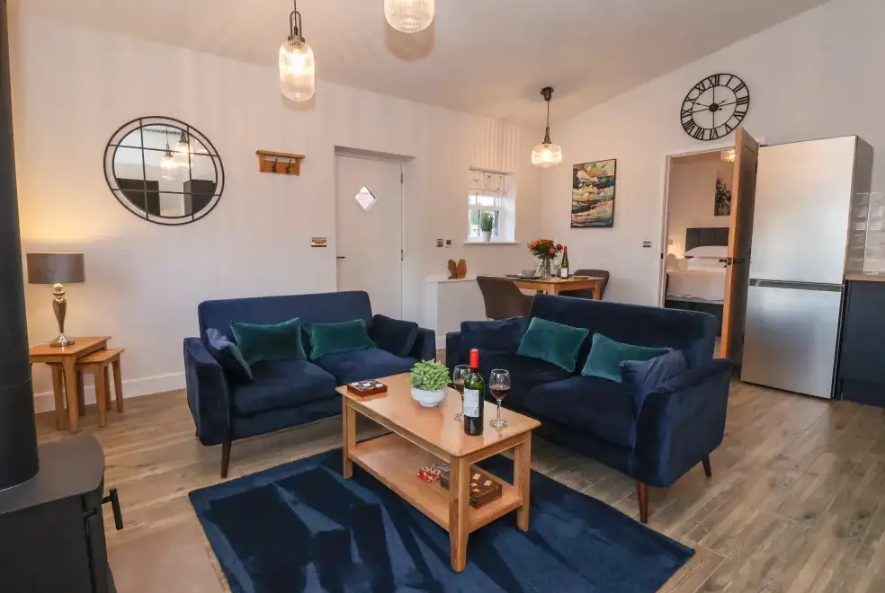 Lounge at Robins Nest