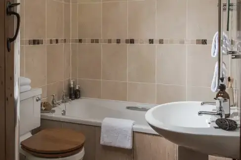 Family bathroom at Rock Farm, Somerset