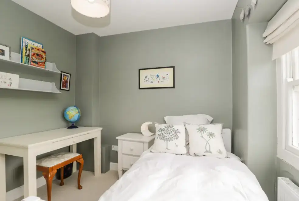 Bedroom at Rockstowes House