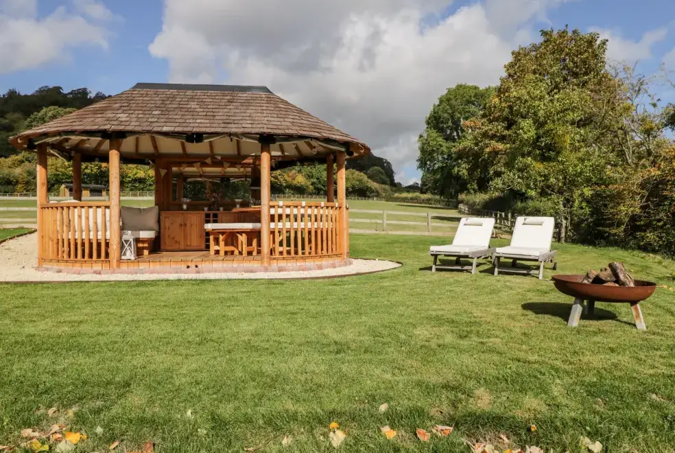 Garden at Rockstowes House