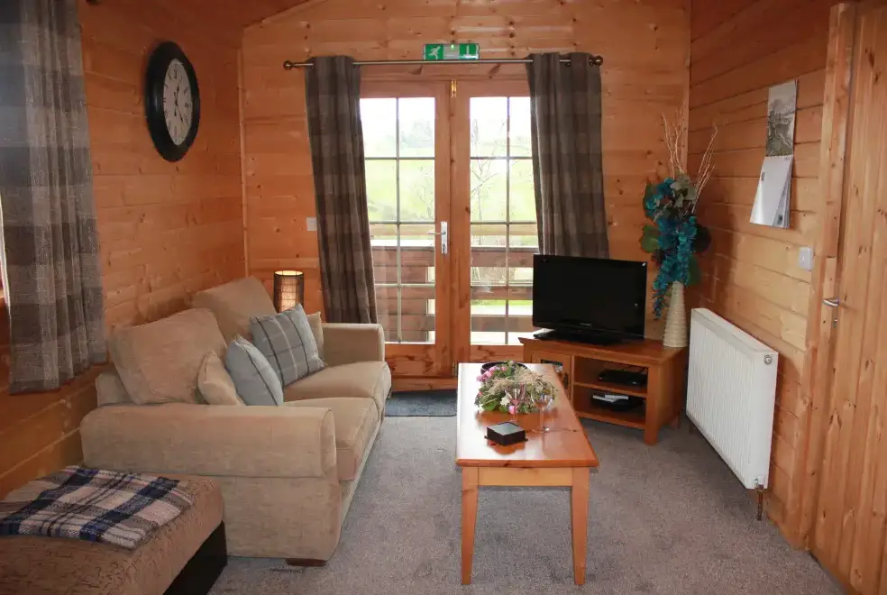 Lounge at Romantic Cabin Haf with all weather Hot Tub