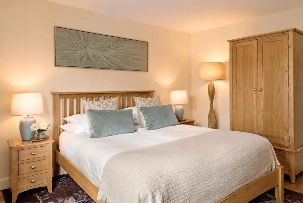 King-size bedroom at Rosehaven