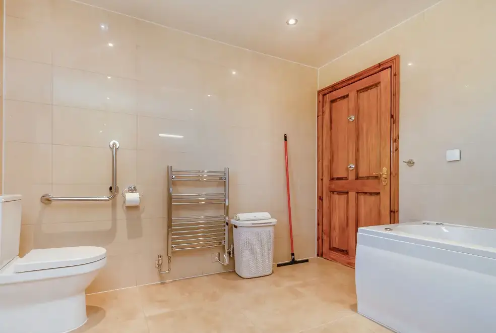 Wet room at Routster Farm Cottage, Yorkshire Dales