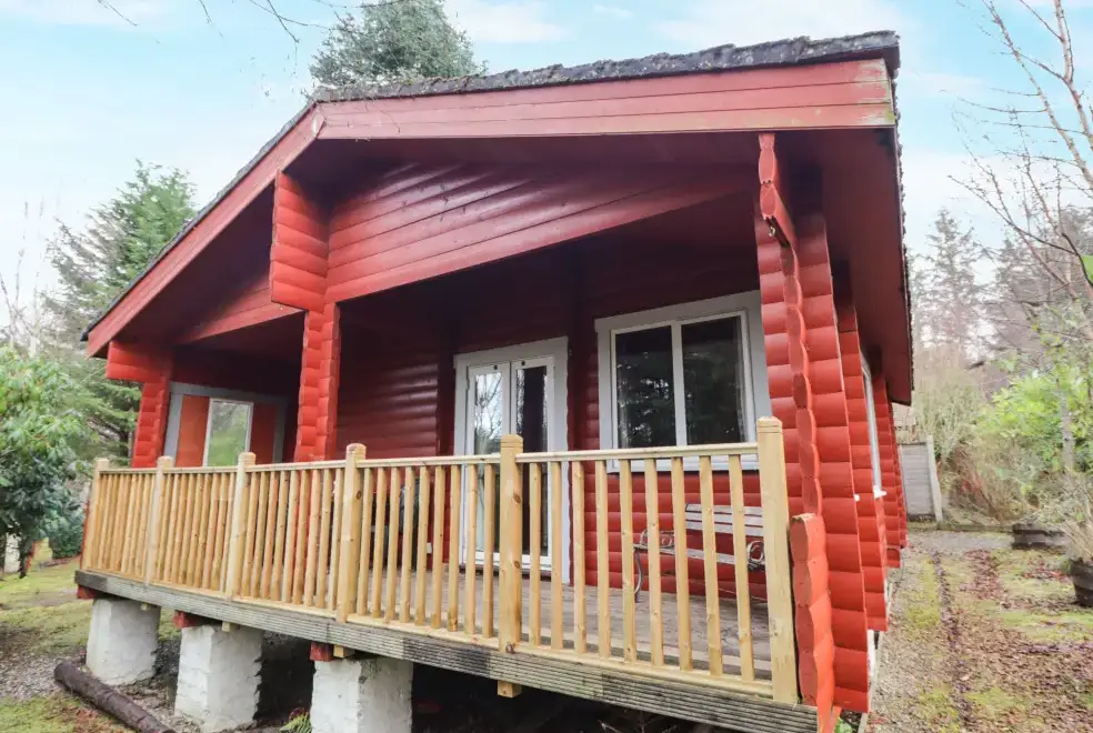 Decked area at Rowan Lodge