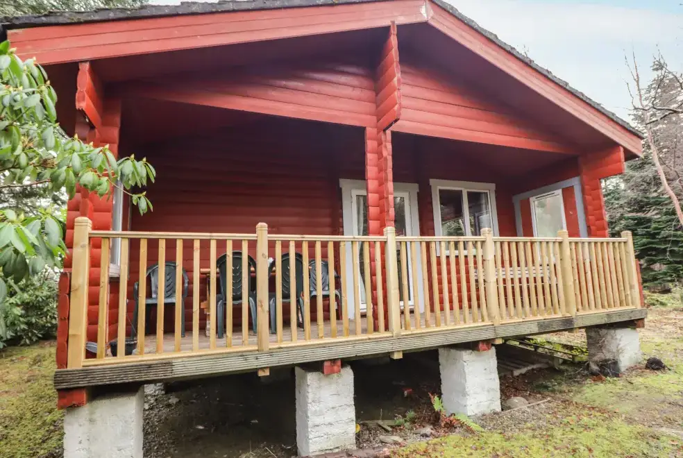 Decked area at Rowan Lodge