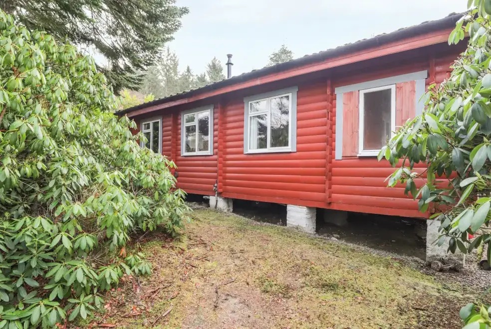 Rowan Lodge, from the outside