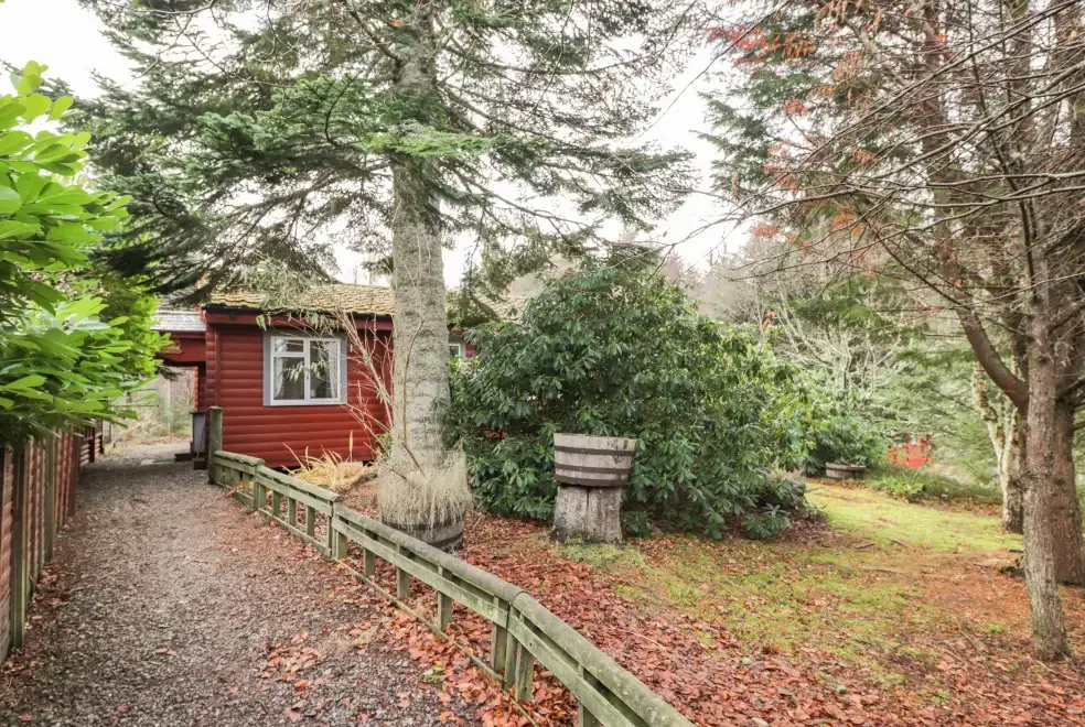 Rowan Lodge, from the outside