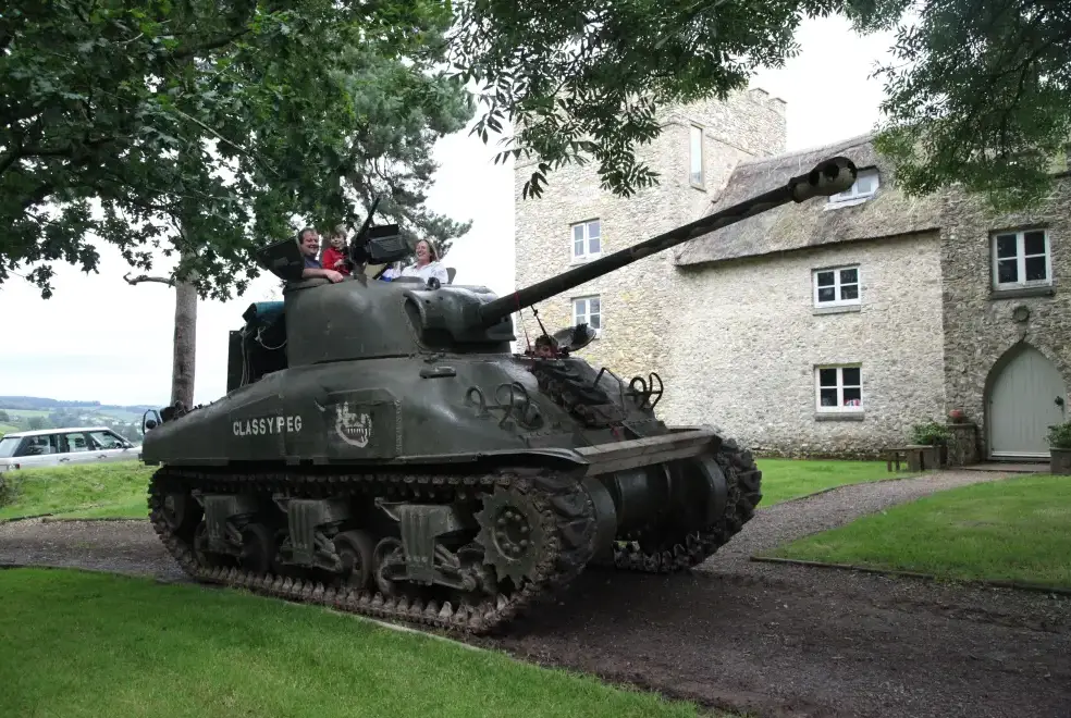 Surrounding area near Rower Fort