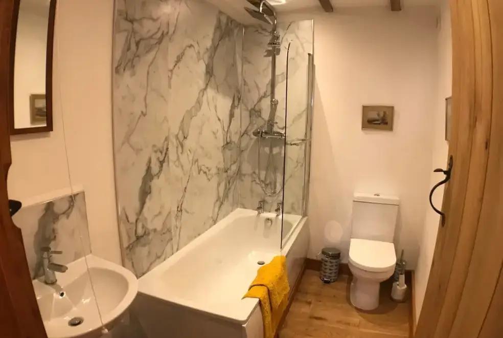 Family bathroom at Ryton Grange