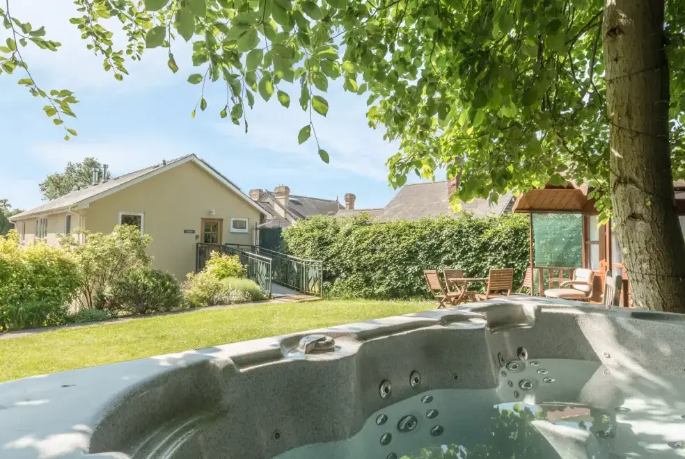 Private Hot Tub at Schoolhouse Apartment near the Shropshire Hills