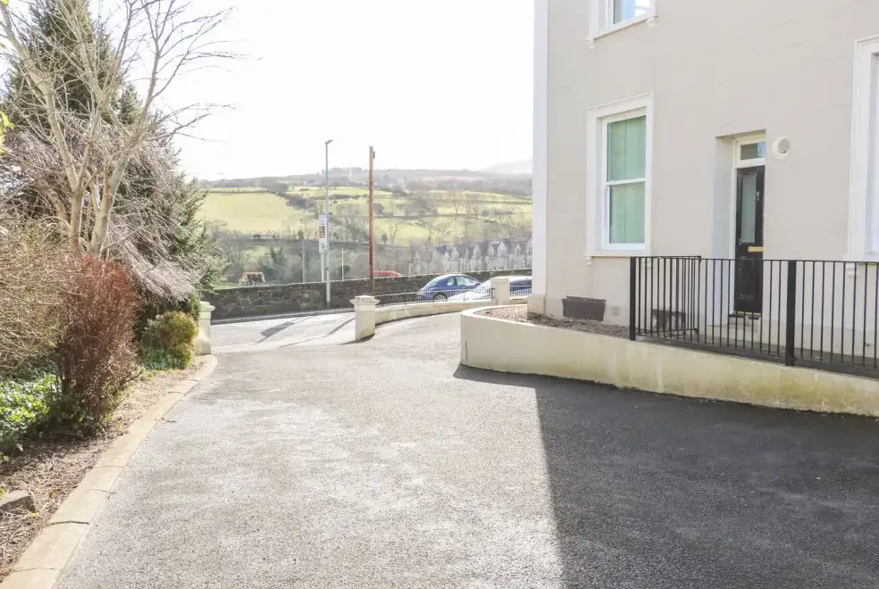 Sea Breeze, from the outside