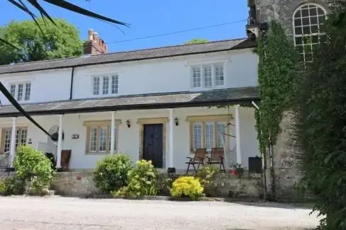 Sea Cliff Cottage, Cornwall, from the outside