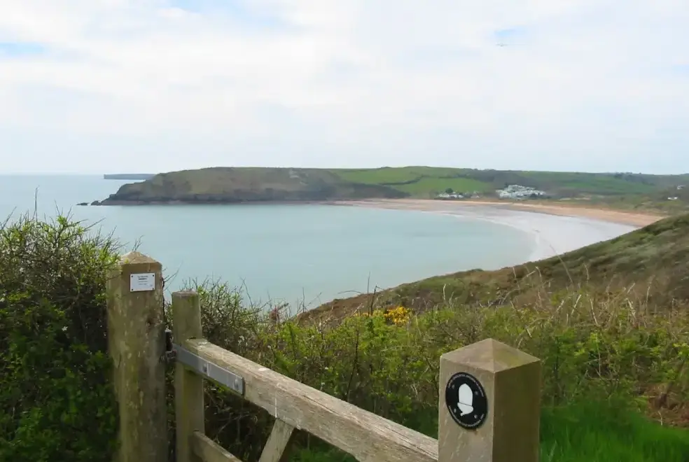 Coastal scenes near Sea Glass