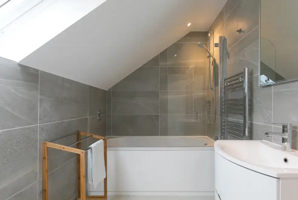 Ensuite bathroom at Sea Sands