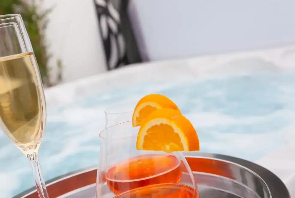 Shared Hot Tub at Sea Sands