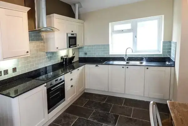 Well equipped kitchen at Sea View Apartment