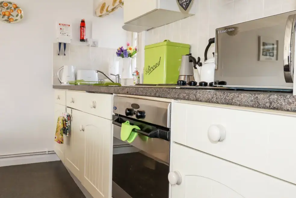 Kitchen/diner at Slate Cottage