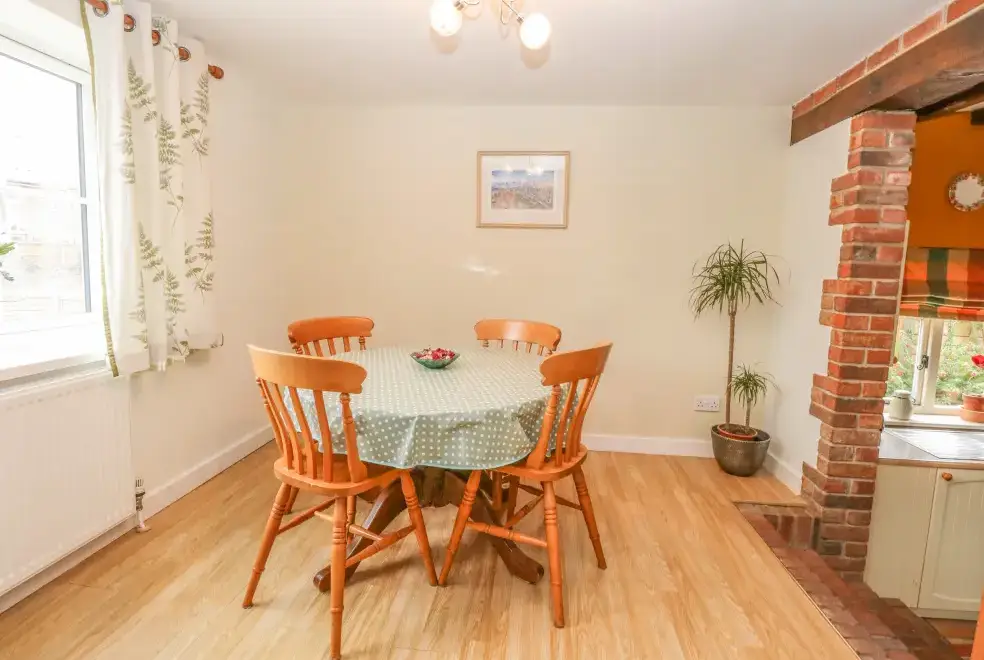 Dining room at Sleepeezy