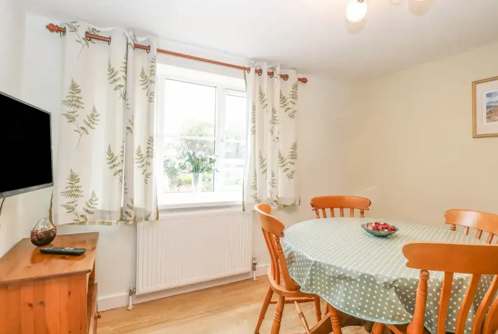 Dining room at Sleepeezy