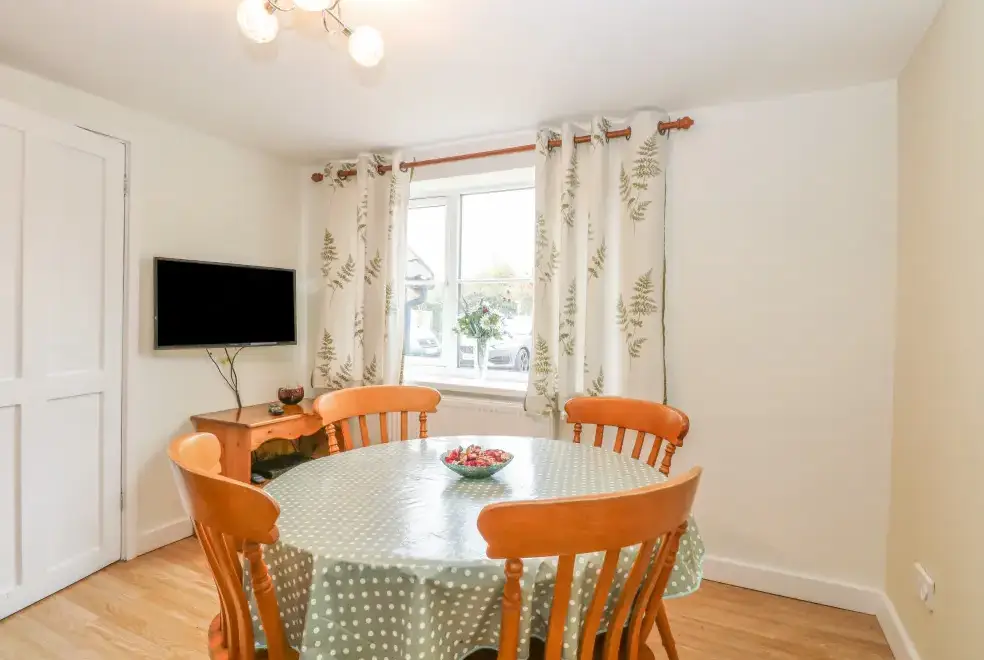 Dining room at Sleepeezy