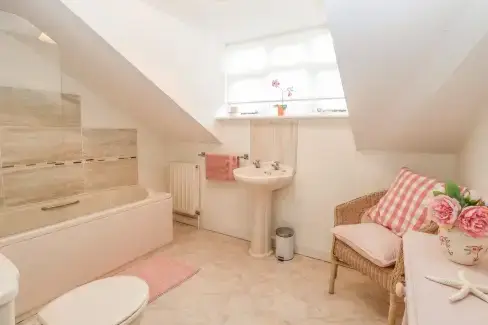 Family bathroom at Sleepeezy, Norfolk