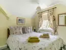 Bedroom at Sleepy Hollow - thumbnail photo
