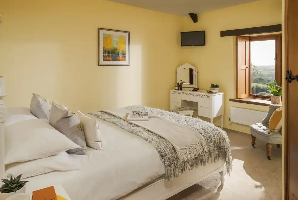 Bedroom at Smokeham Farm