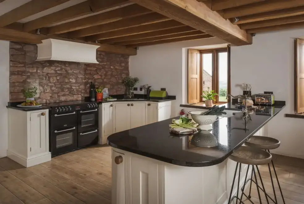 Farmhouse style kitchen at Smokeham Farm
