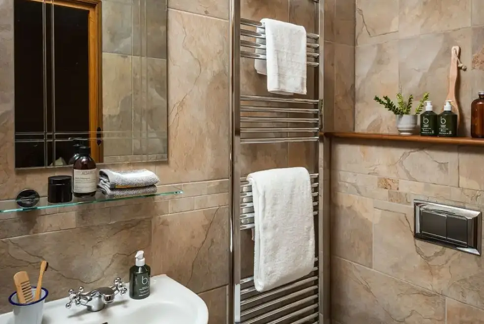 Shower room at Smokeham Farm