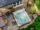 Private Outdoor Hot Tub at Snowdrop Cottage - thumbnail photo