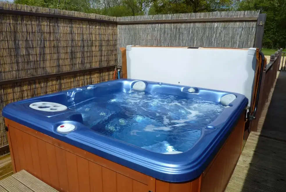 Private Hot Tub at Snowdrop Lodge