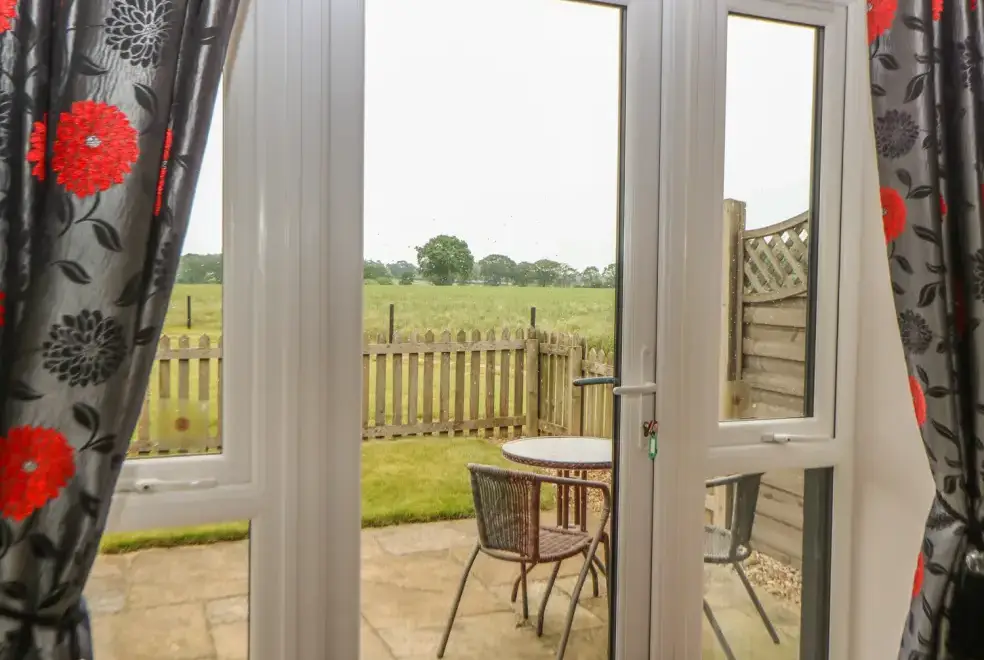 Patio area at Snowy Owl Barn