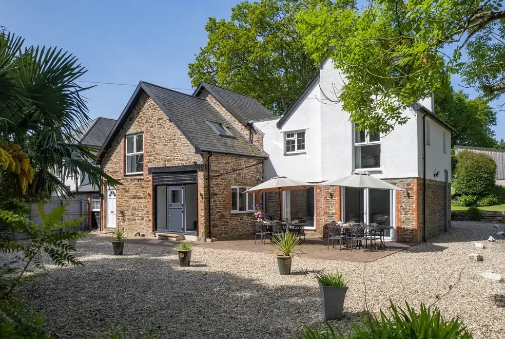 Patio area at Somers Hiscott