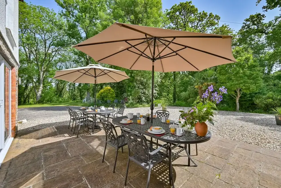 Patio area at Somers Hiscott